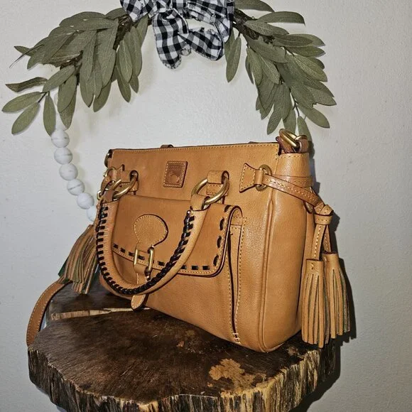Dooney & Bourke Medium Pocket Satchel Tan Leather Tassel Bag Crossbody 8L977 - Picture 3 of 16